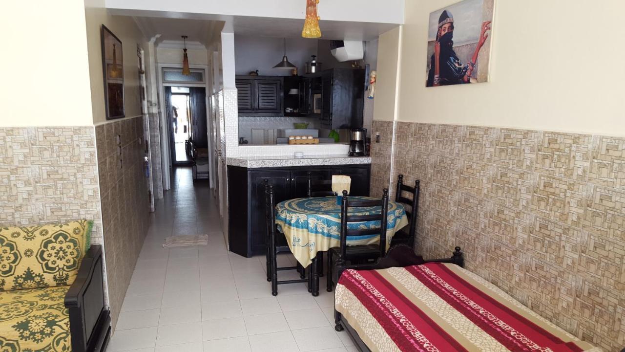 Beautiful Apartment Directly At The Beach Of 타가주트 외부 사진